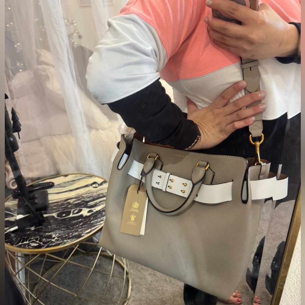 NEW Burberry Belt Bag L36 - Picture 6 of 7
